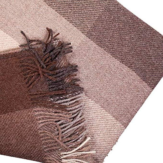 Cozy Up: Pure Alpaca Bliss Throw. Natural Warmth. Supreme Softness.
