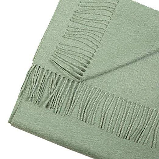 Cozy Green: Pure Baby Alpaca Scarf - Naturally Luxurious & Soft!